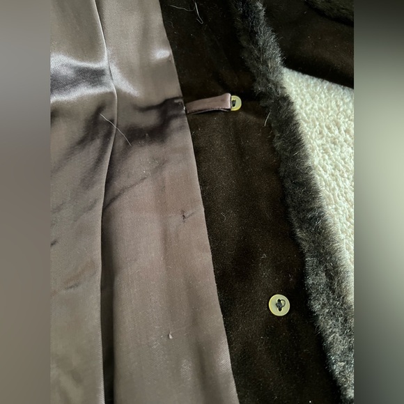 Vintage Faux Fur Long Coat – Excellent Condition - Picture 9 of 12